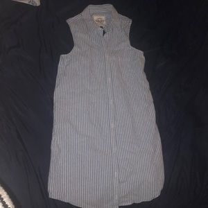 Cute stripped dress. Size M.